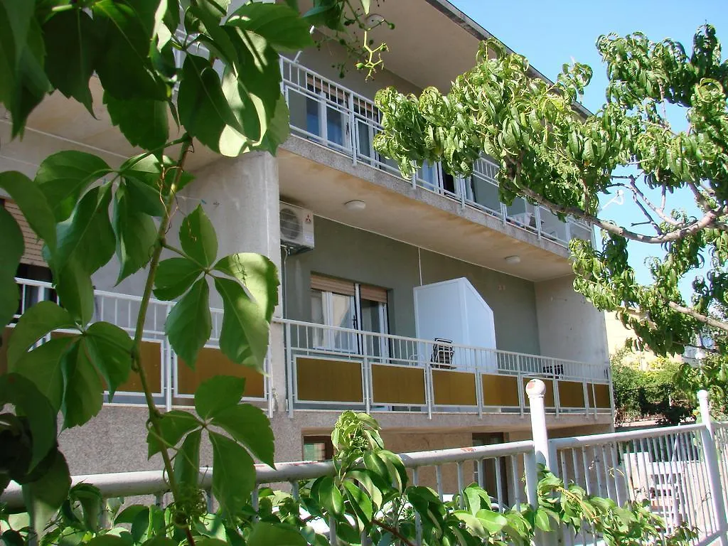 Apartment Matija トロギール クロアチア